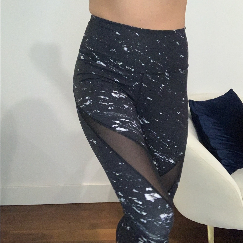 Varley marbled legging workout